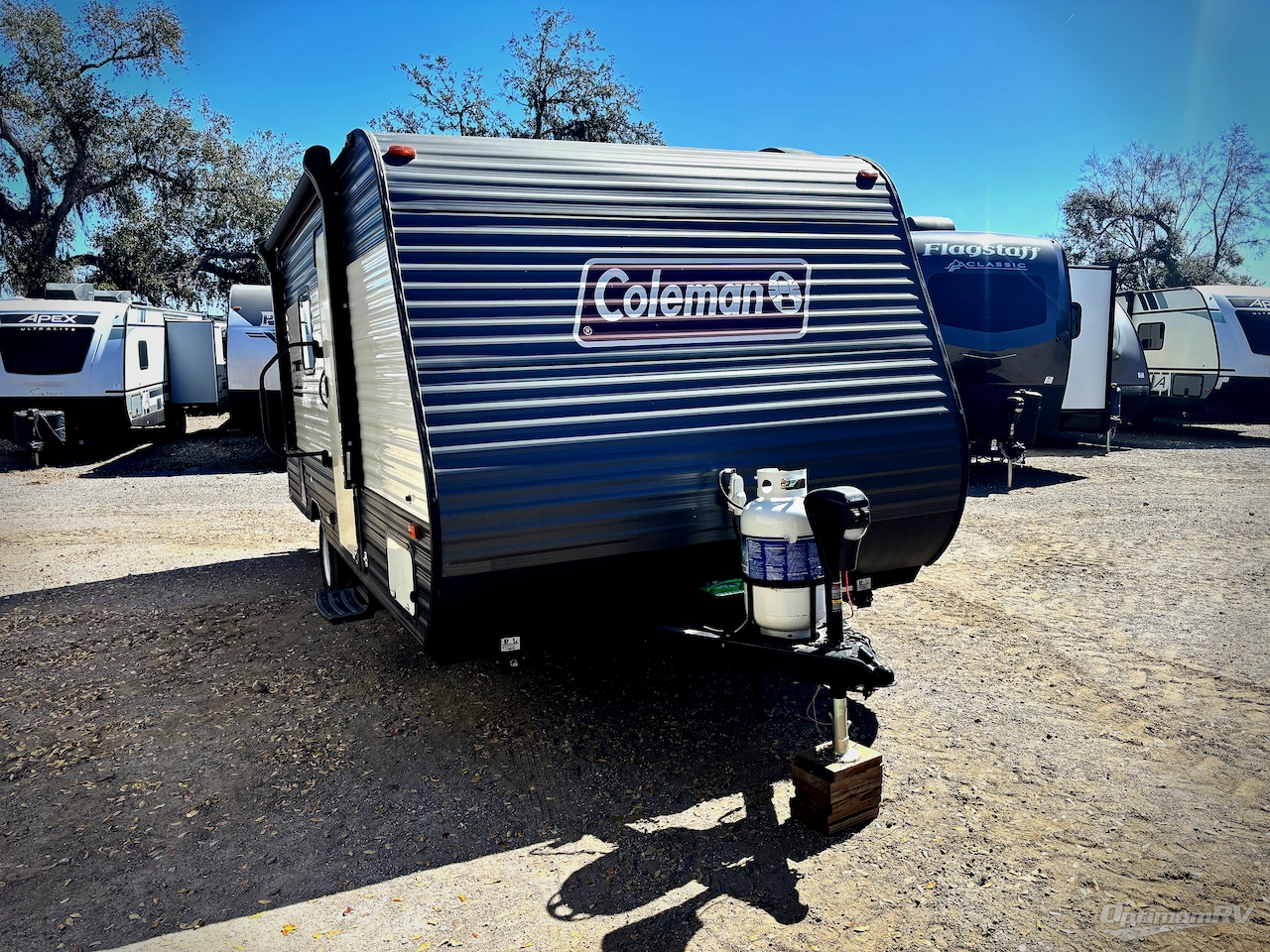 2021 Dutchmen Coleman Lantern LT Series 17FQ Photo 1