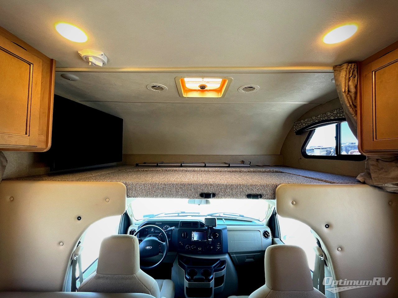 2018 Thor Chateau 26B Photo 7