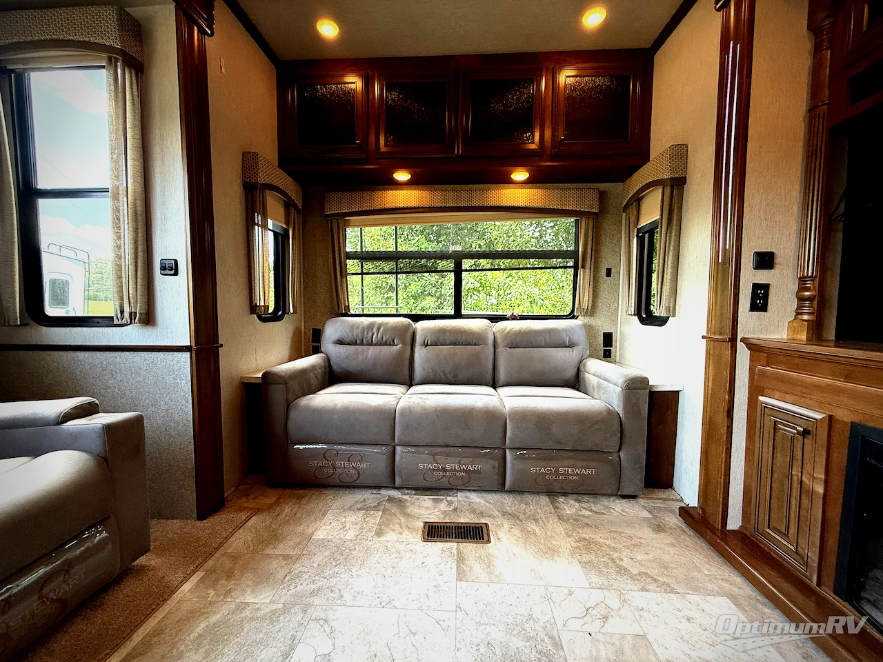 2018 Heartland Bighorn 3575EL Photo 7