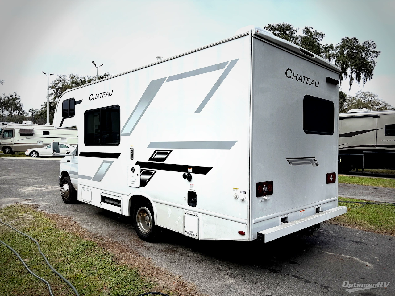 2026 Four Winds Chateau 21Z Photo 3