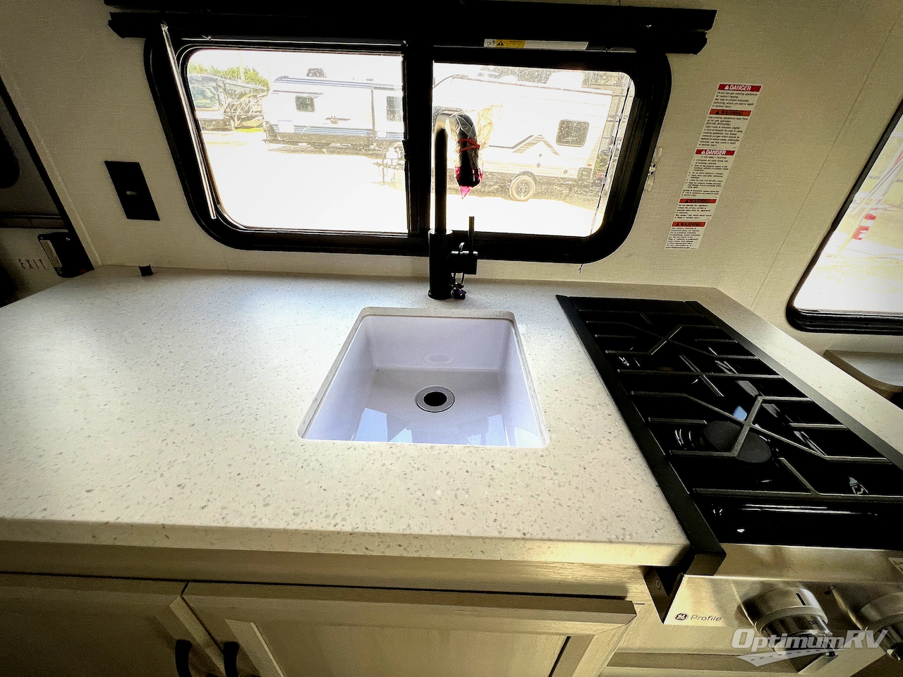2027 Coachmen Catalina Summit Series 7 154RDX Photo 9