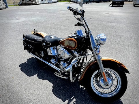 2007 Harley-Davidson Softail Classic RV Photo 2