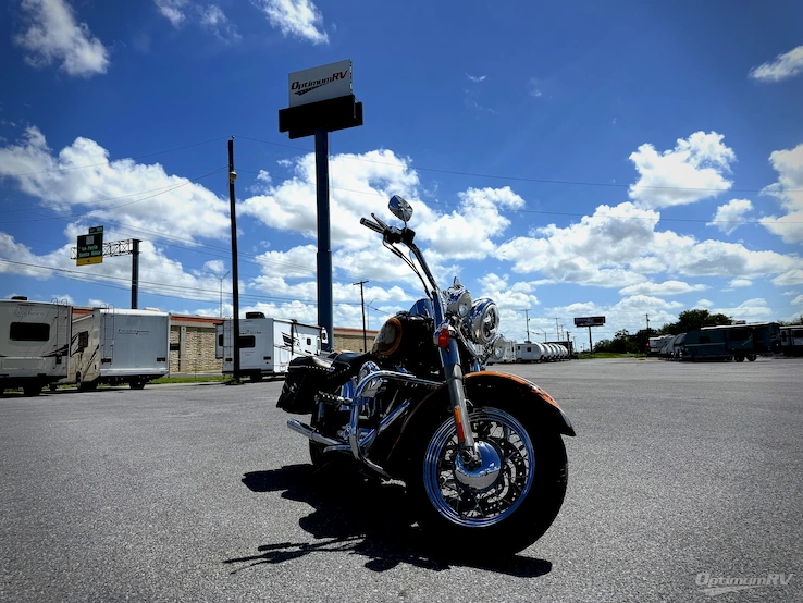 2007 Harley-Davidson Softail Classic RV Photo 1