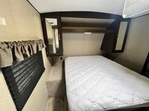 2019 Keystone Springdale 274RB RV Photo 4