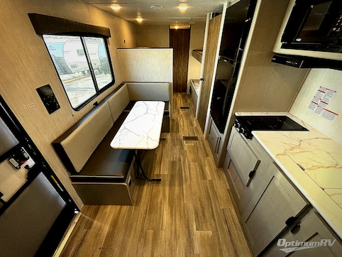 2025 Coachmen Clipper 5K Series 25QBH RV Photo 2