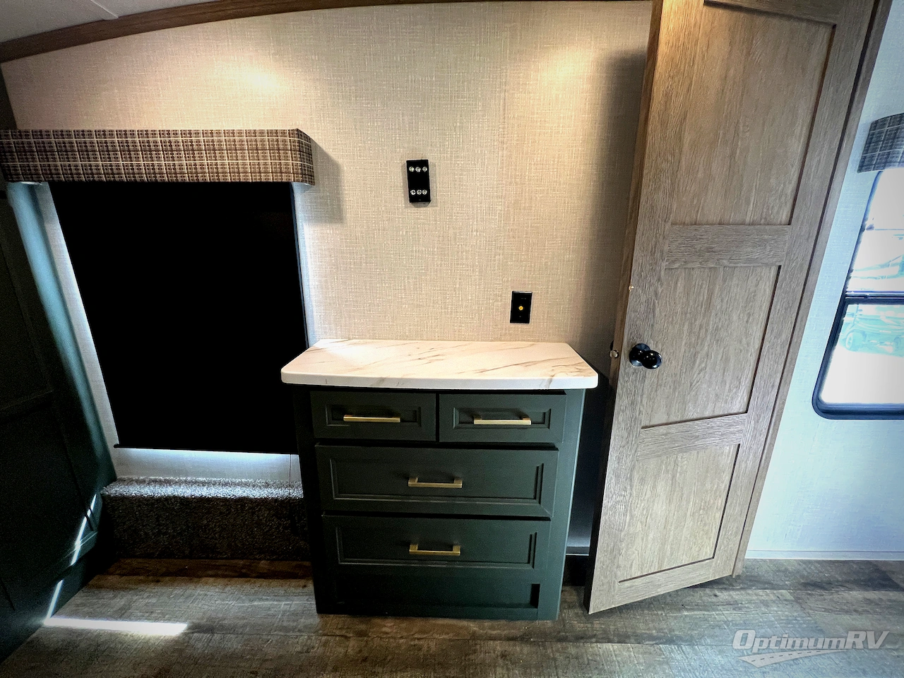 2024 Dutchmen Eddie Bauer 360LF Photo 23