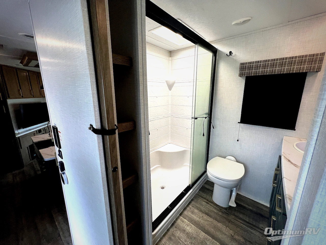 2024 Dutchmen Eddie Bauer 360LF Photo 26