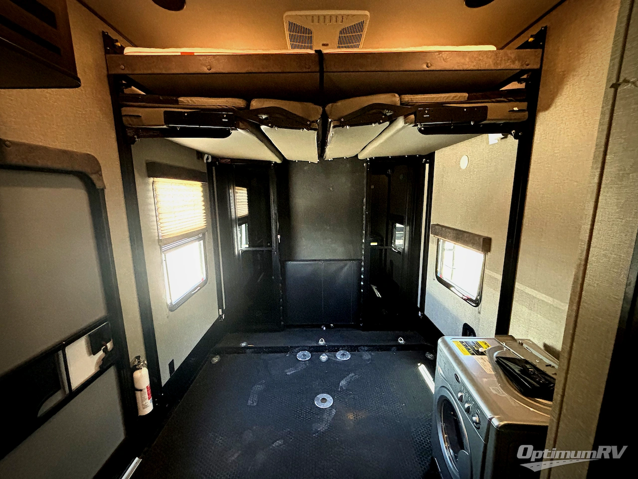 2020 Grand Design Momentum M-Class 395M Photo 14
