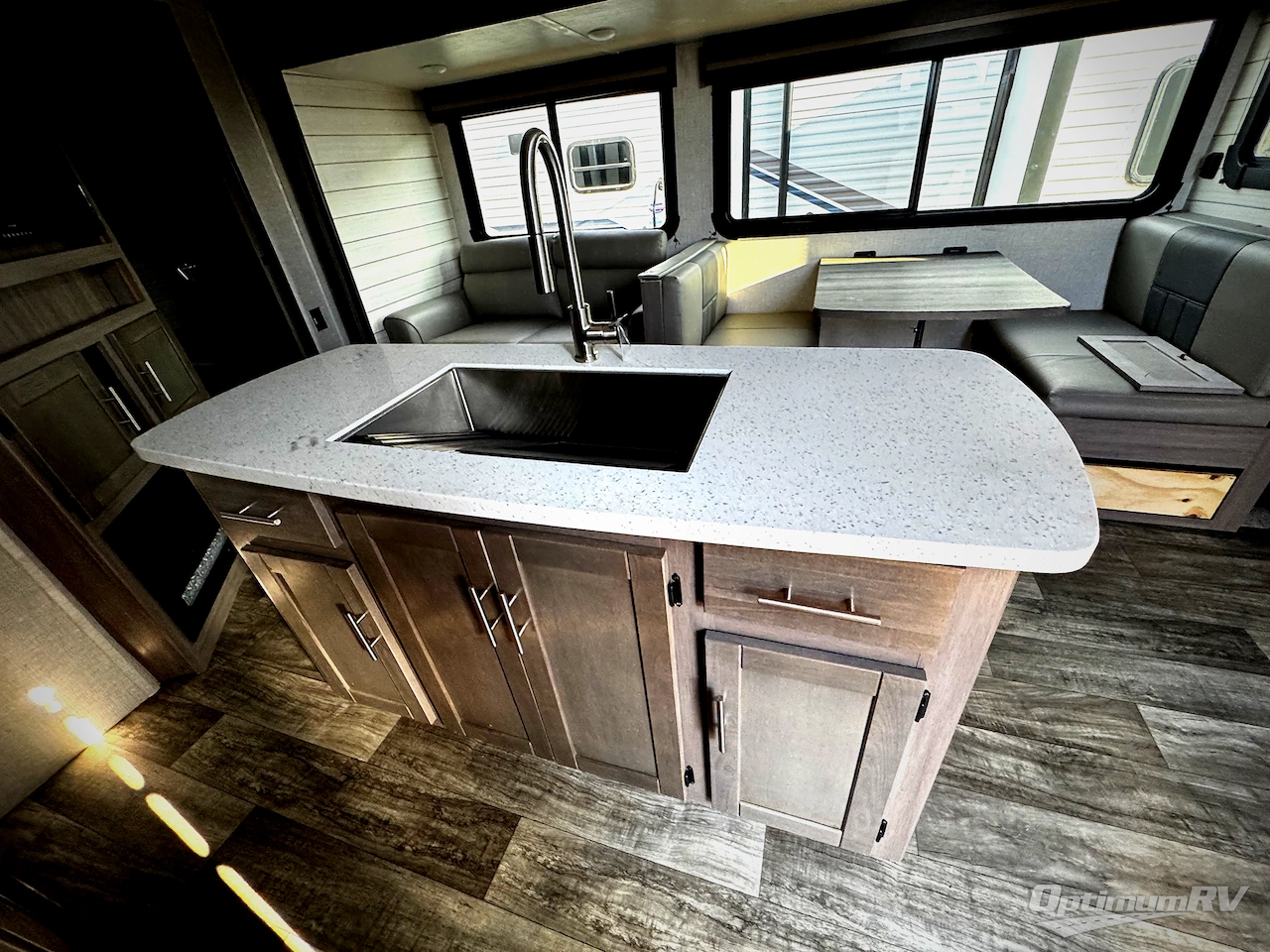 2023 CrossRoads Sunset Trail SS331BH Photo 6