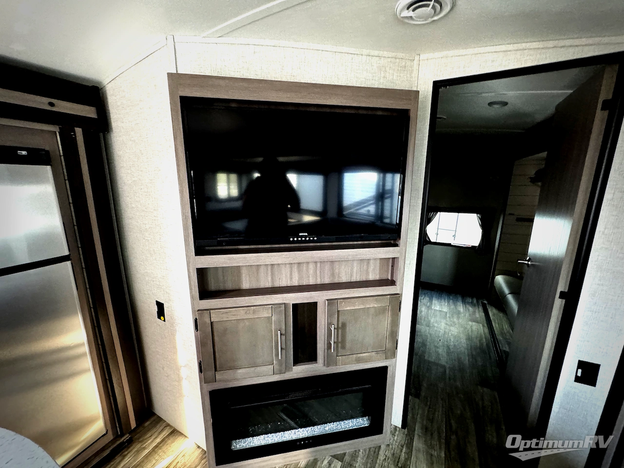 2023 CrossRoads Sunset Trail SS331BH Photo 8