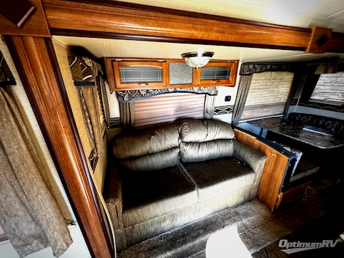 2015 Keystone Springdale 271RL RV Photo 2