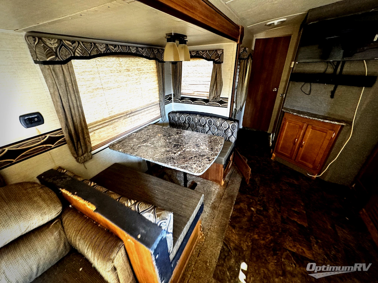 2015 Keystone Springdale 271RL Photo 5