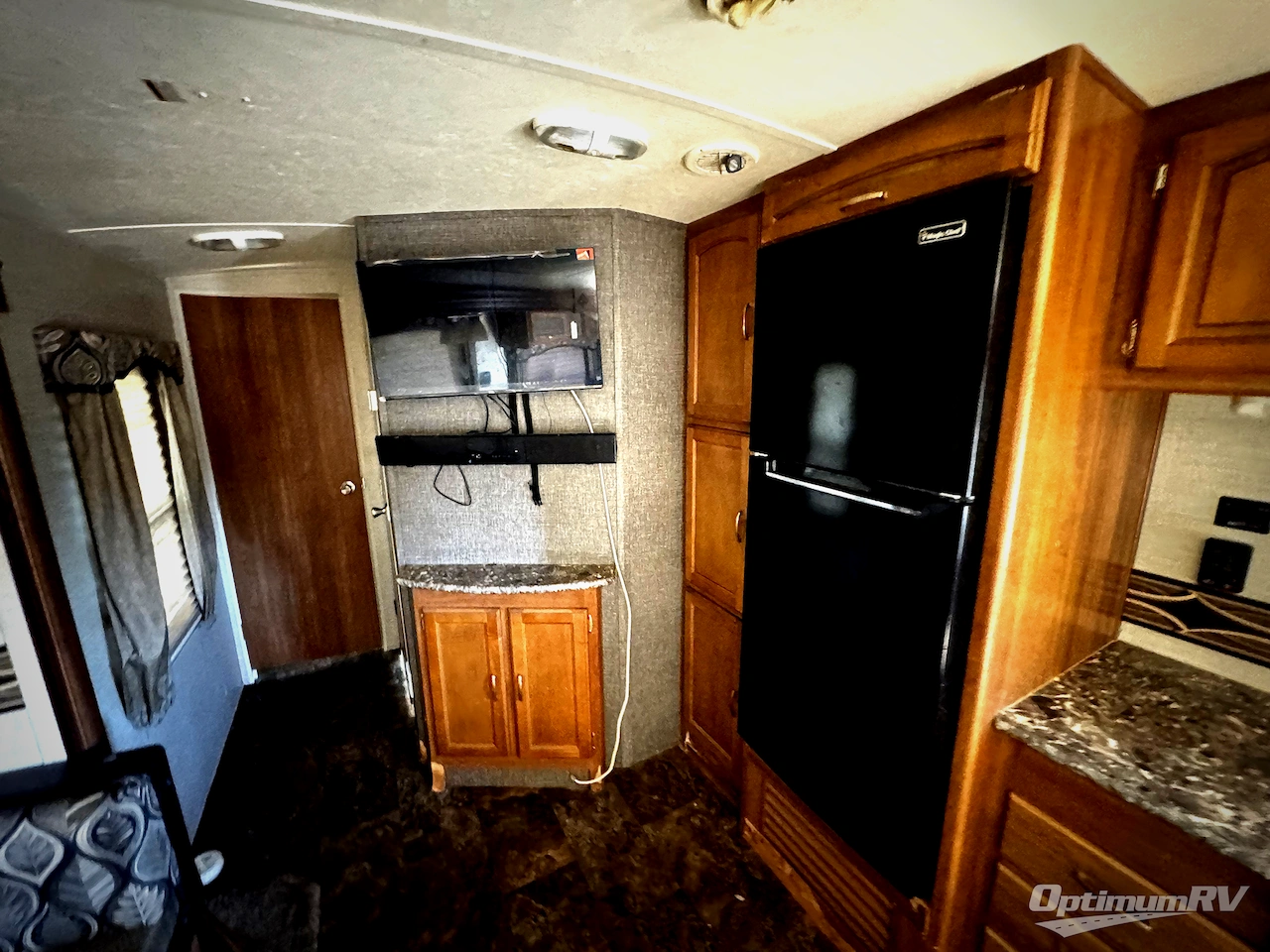 2015 Keystone Springdale 271RL Photo 6