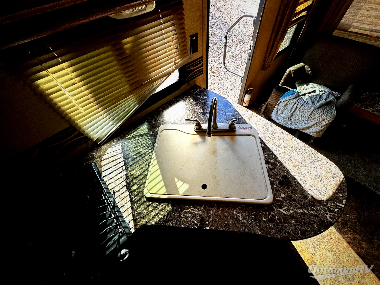 2015 Keystone Springdale 271RL Photo 8