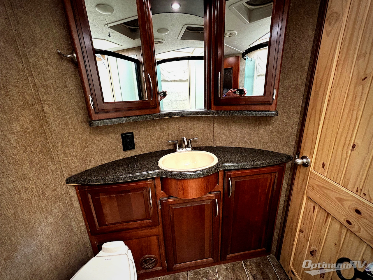 2016 Prime Time Spartan 1032 Photo 14