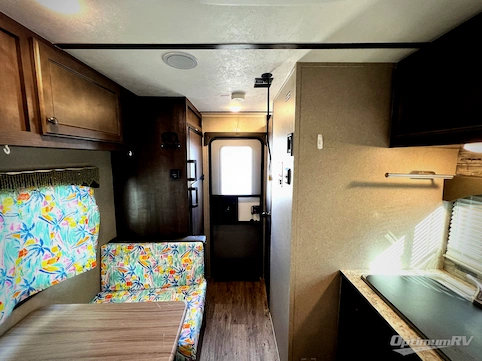 2022 Sunset Park Sun-Lite Classic 16BH RV Photo 2