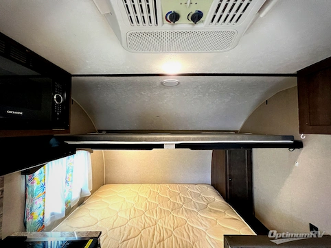 2022 Sunset Park Sun-Lite Classic 16BH RV Photo 4