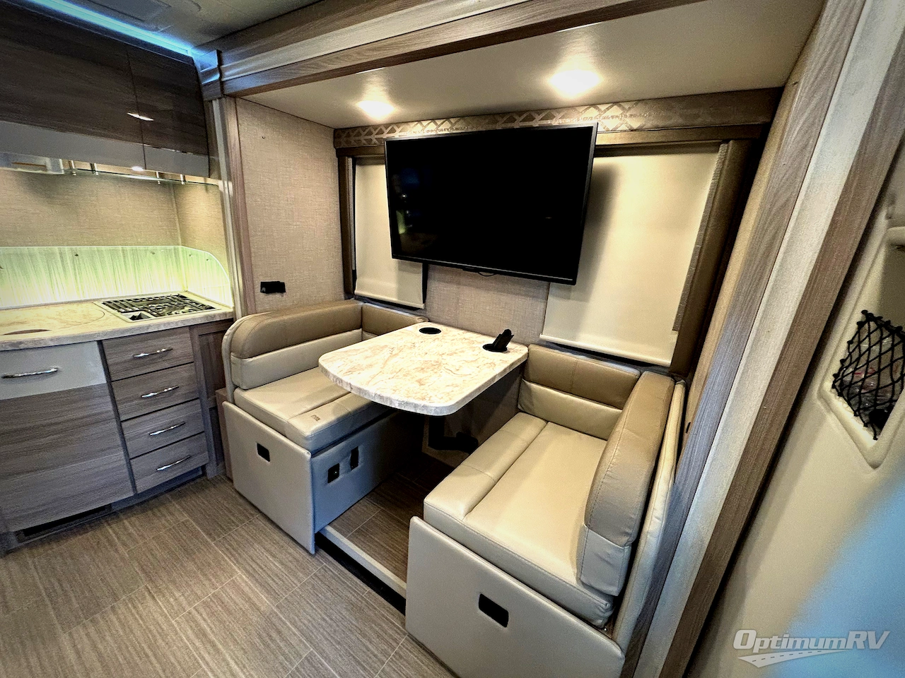 2023 Thor Delano Sprinter 24RW Photo 13