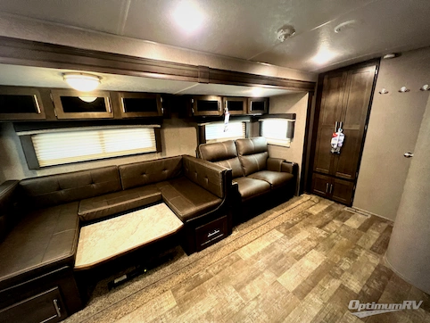 2020 Forest River Rockwood Ultra Lite 2910SB RV Photo 2