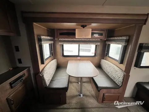 2017 Starcraft Autumn Ridge 245DS RV Photo 3
