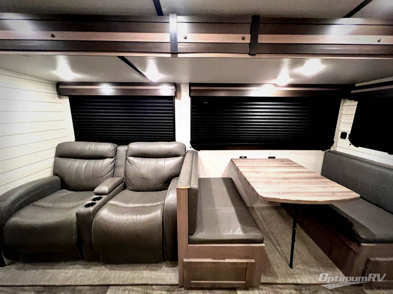 2022 CrossRoads Sunset Trail SS331BH Photo 6