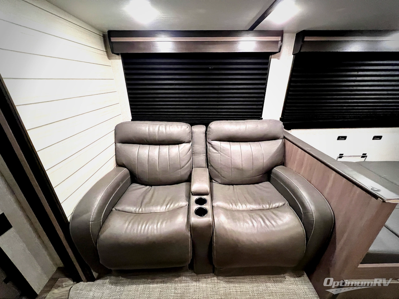 2022 CrossRoads Sunset Trail SS331BH Photo 11