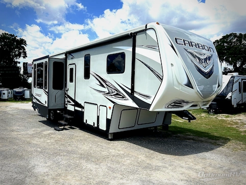 Used 2019 Keystone Carbon 364 Featured Photo
