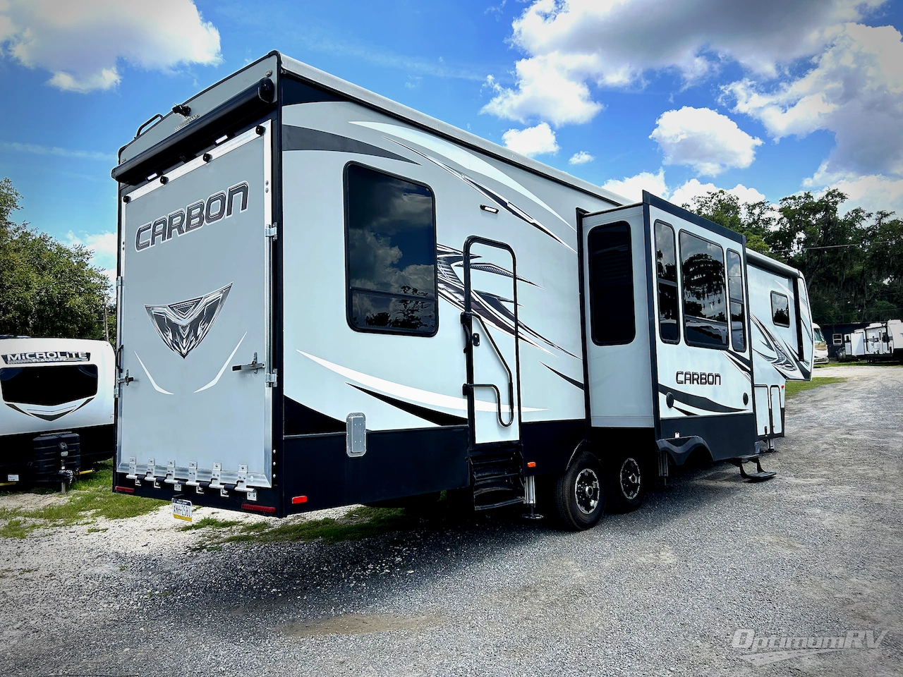 2019 Keystone Carbon 364 Photo 2