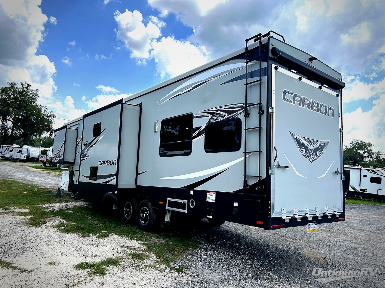 2019 Keystone Carbon 364 Photo 3
