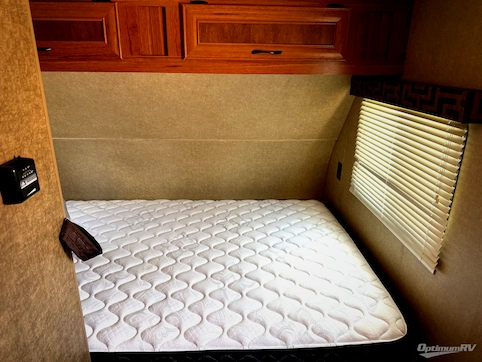 2017 Starcraft AR-ONE 17RD RV Photo 4