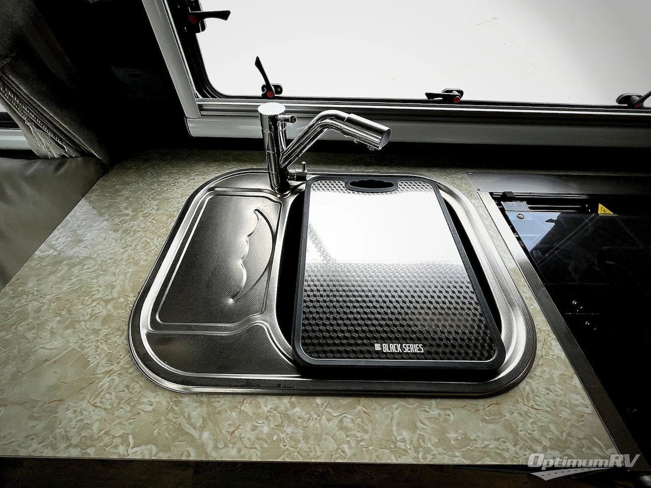 2025 Black Series Camper HQ Series HQ21 Photo 8