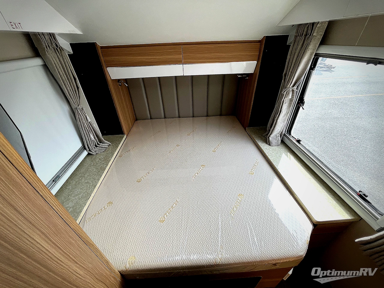 2025 Black Series Camper HQ Series HQ21 Photo 20