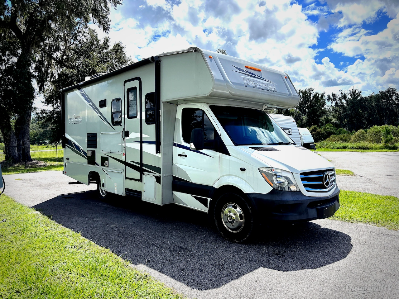 Coachmen Prism 2200 FS