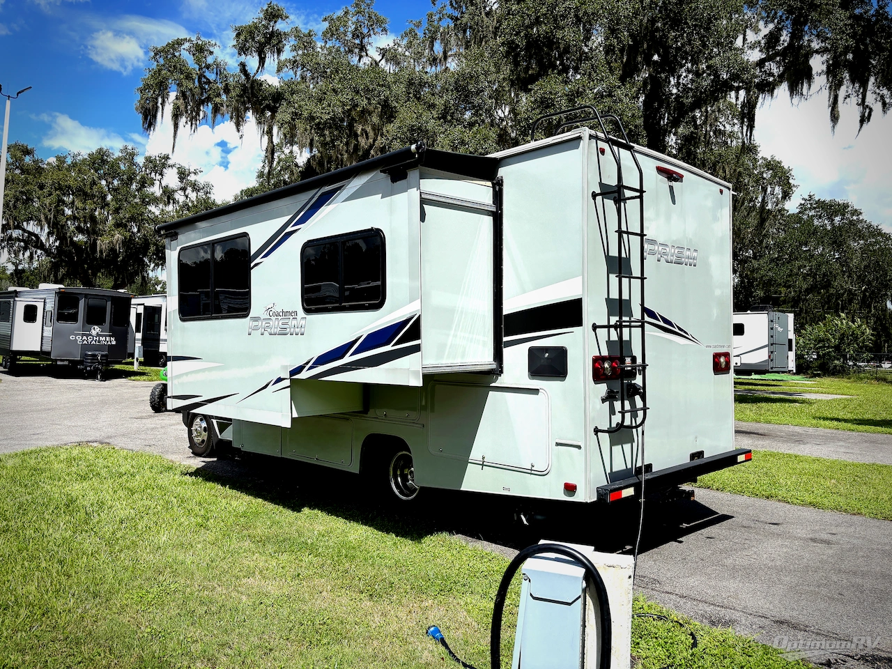 2019 Coachmen Prism 2200 FS Photo 3