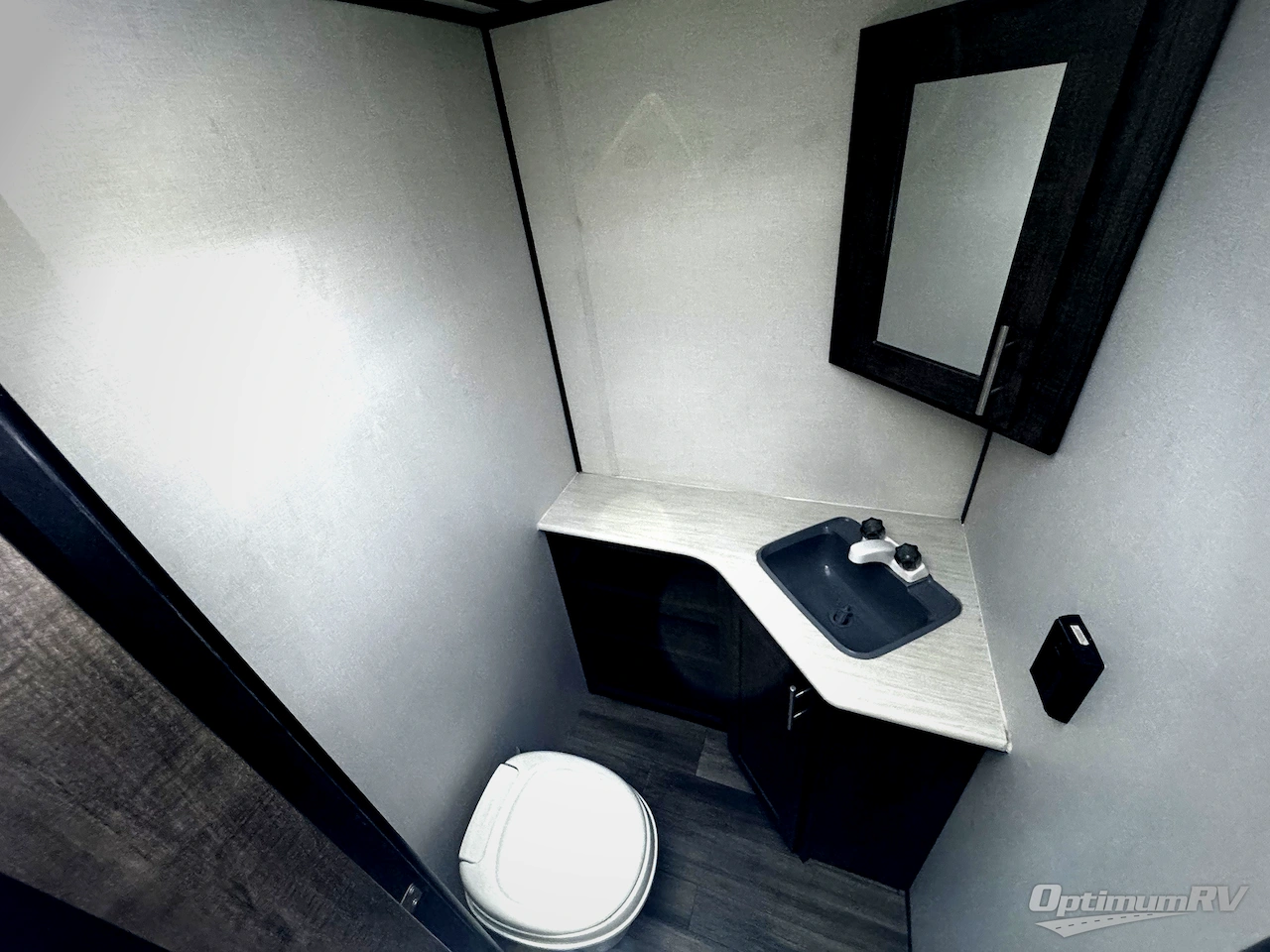 2022 Riverside Retro 171DRD Photo 10