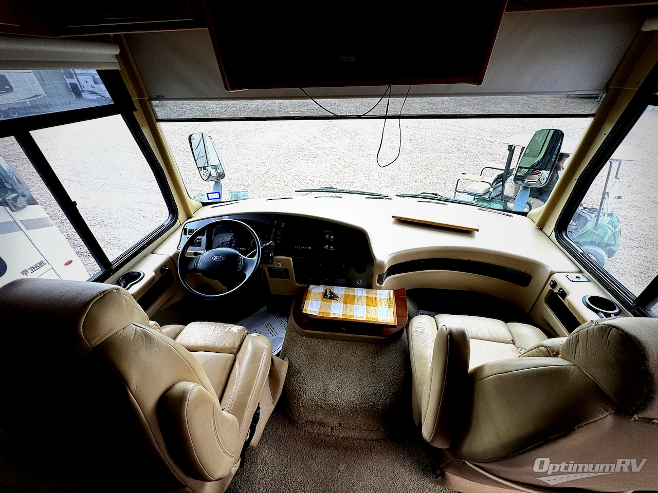 2013 Monaco Monarch 33SFD Photo 3