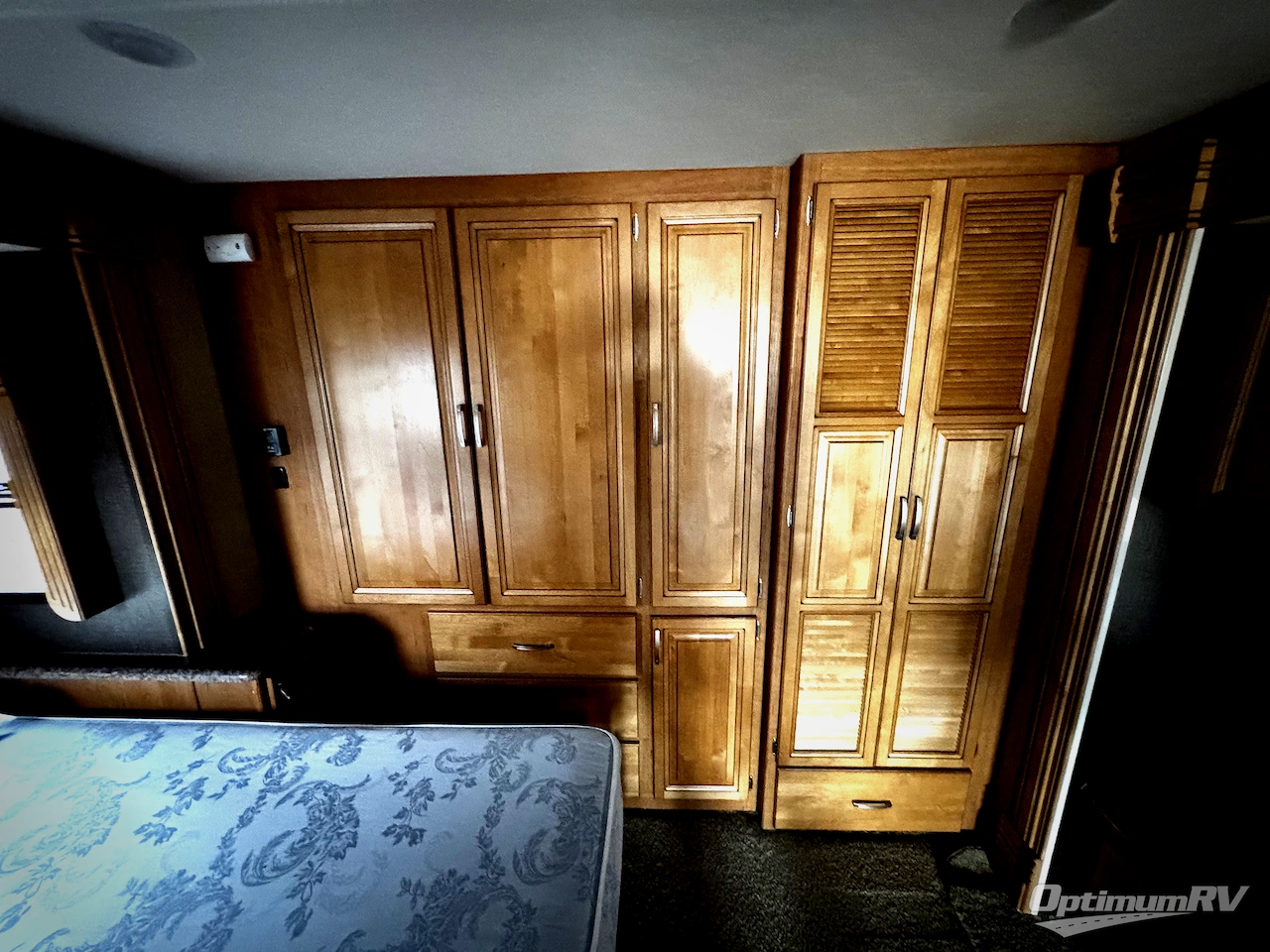 2013 Monaco Monarch 33SFD Photo 17