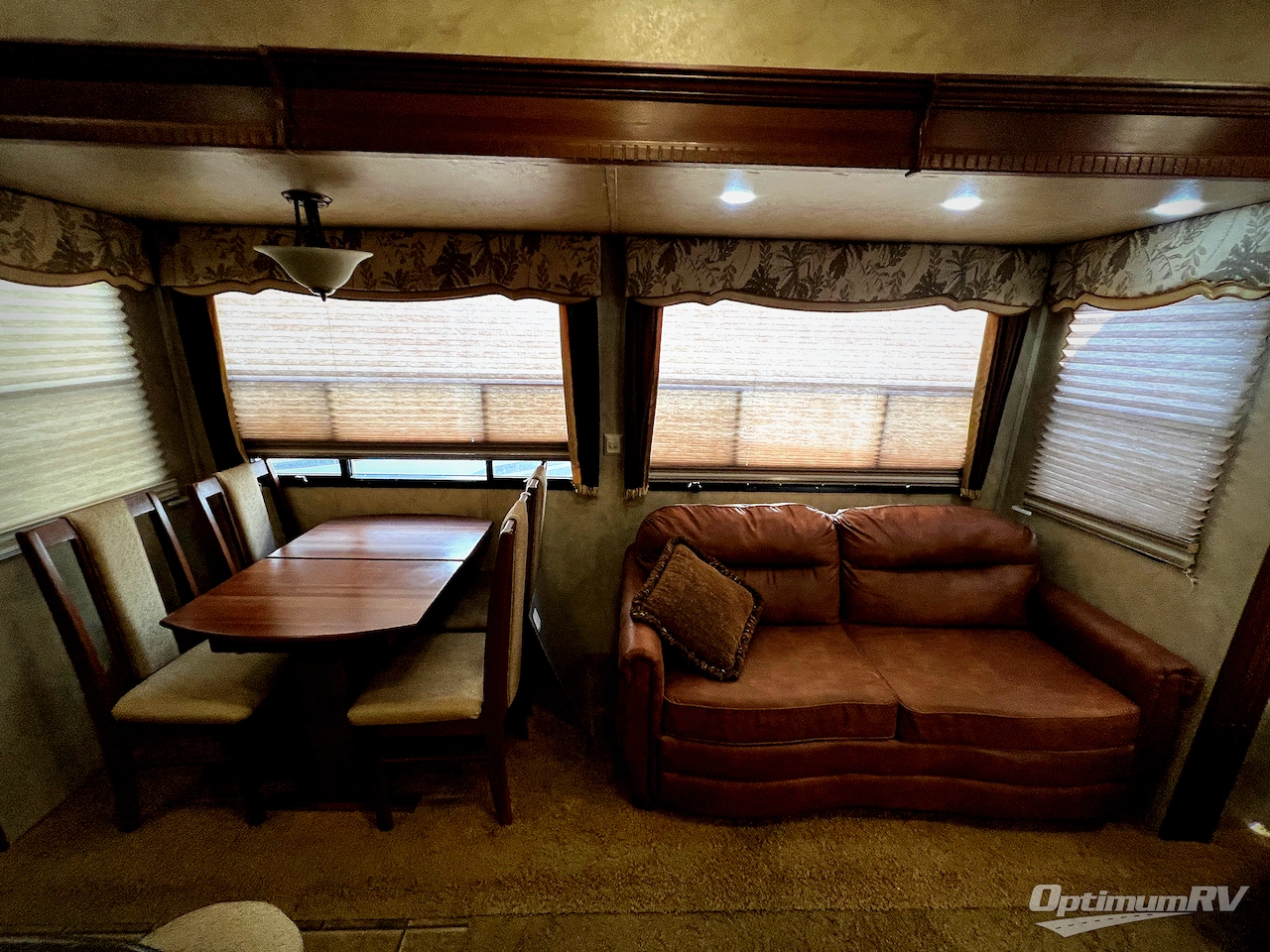 2011 Forest River Cedar Creek 34RLSA Photo 5