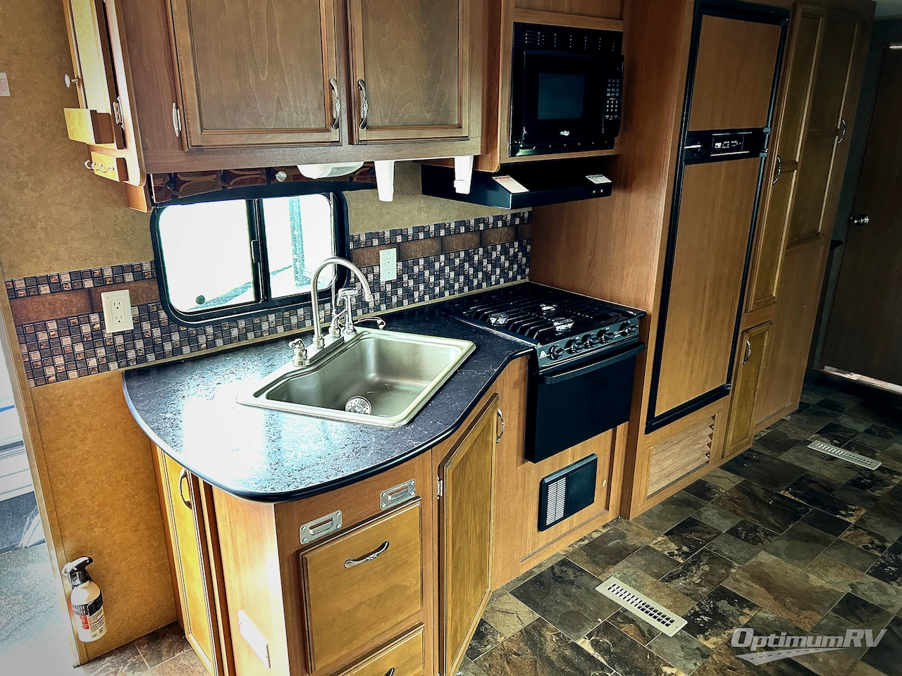 2012 Starcraft Autumn Ridge 297BHS Photo 6