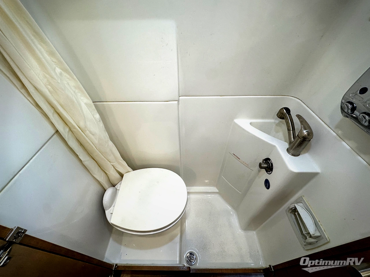 2018 Coachmen Galleria 24FL Photo 14