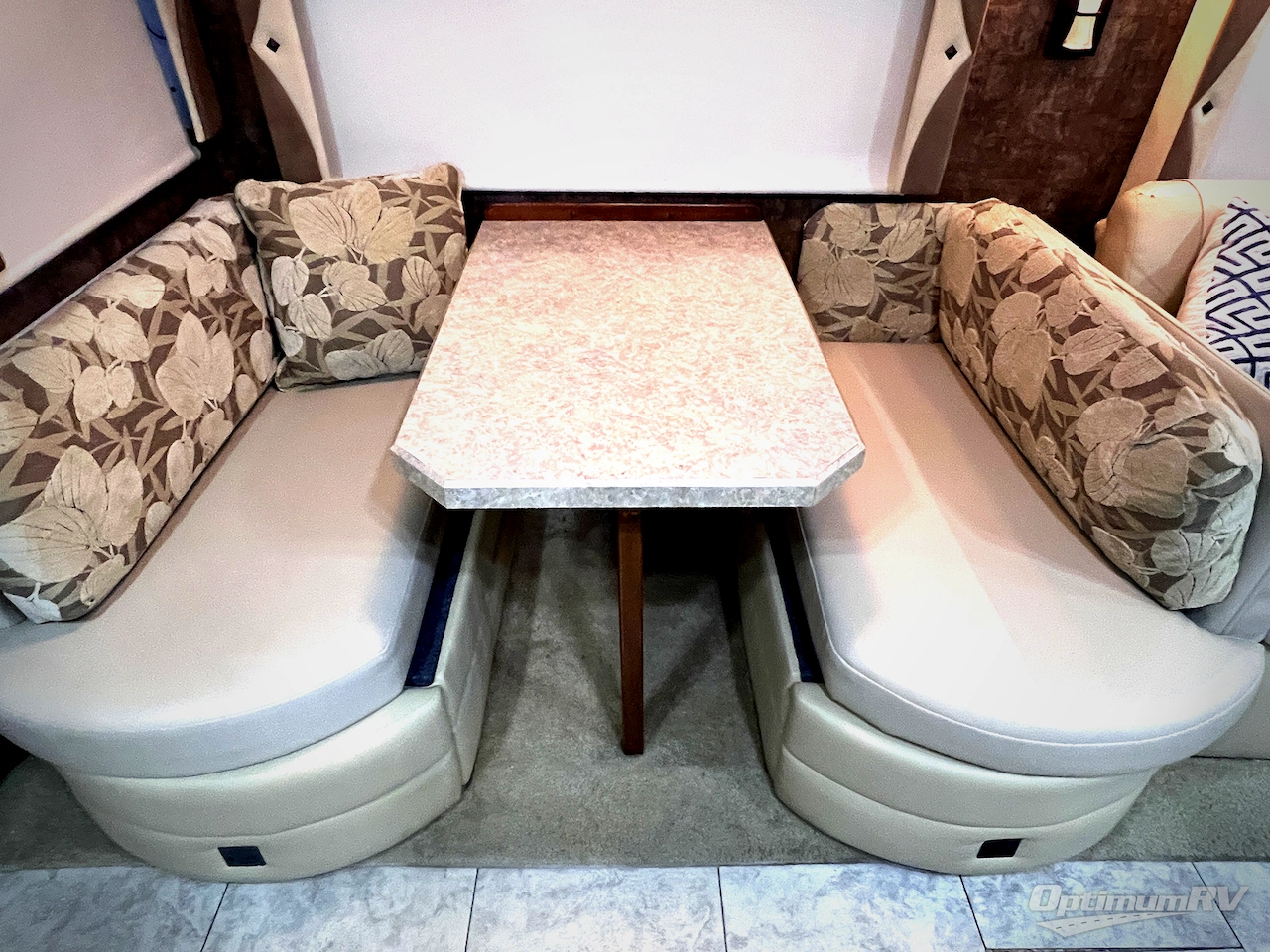 2012 Tiffin Allegro 34 TGA Photo 11