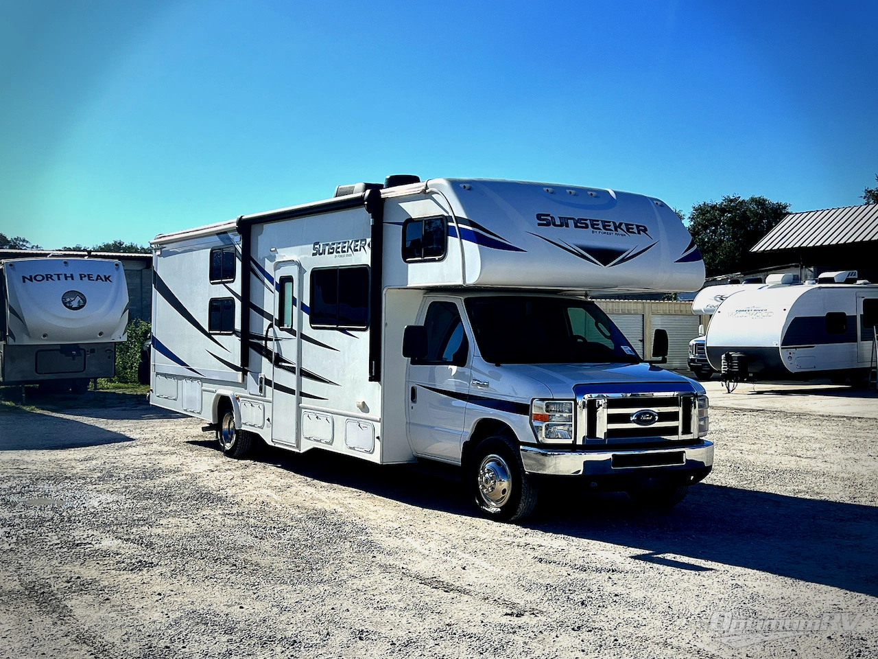 2020 Forest River Sunseeker LE 3250DSLE Ford Photo 1