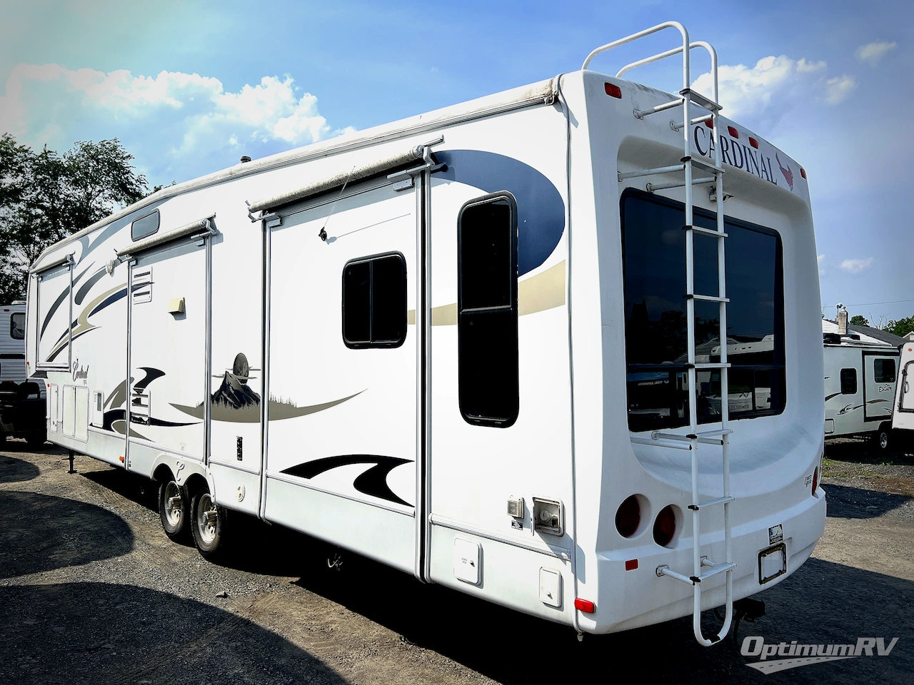 2009 Forest River Cardinal 34QRL Photo 3