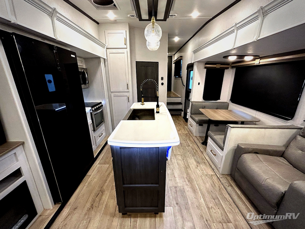 2023 Dutchmen Astoria 3553MBP Photo 5