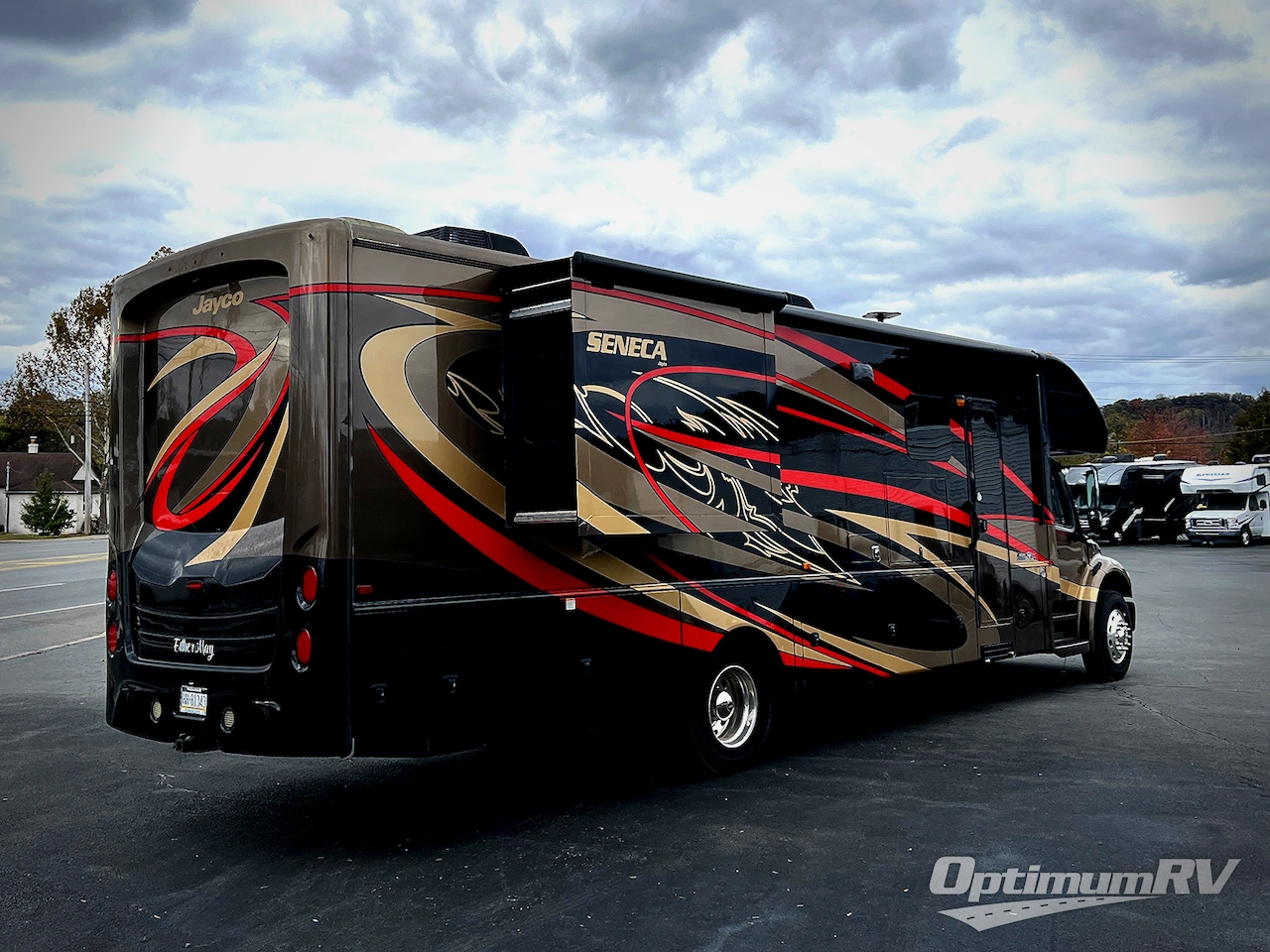 2019 Jayco Seneca 37RB Photo 2