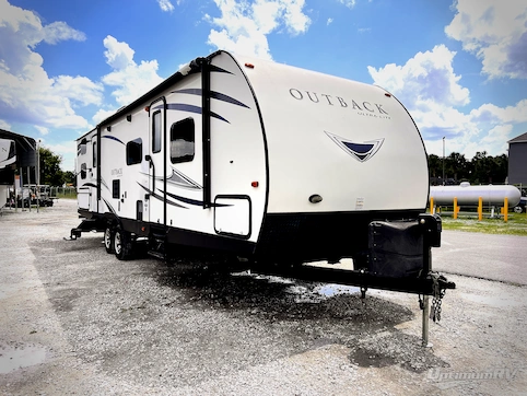 Used 2017 Keystone Outback Ultra Lite 314UBH Featured Photo