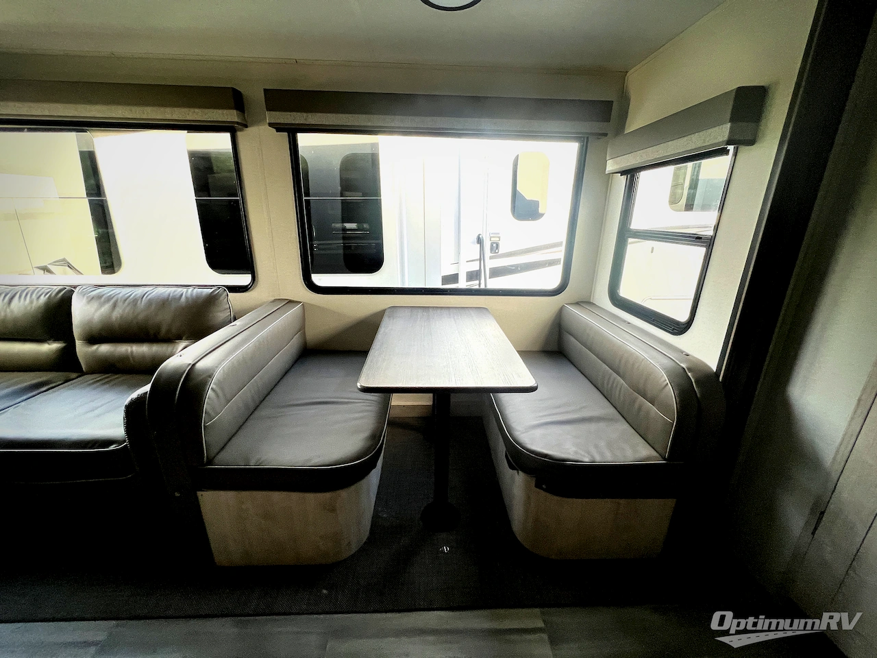 2024 Forest River Sierra 3550BH Photo 7