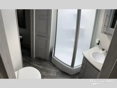 2022 Keystone Fuzion Impact Edition 359 RV Photo 3