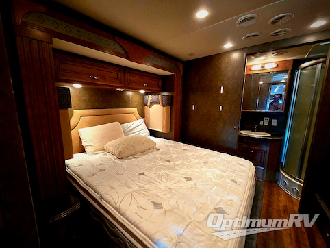 2013 Newmar Canyon Star 3610 RV Photo 4