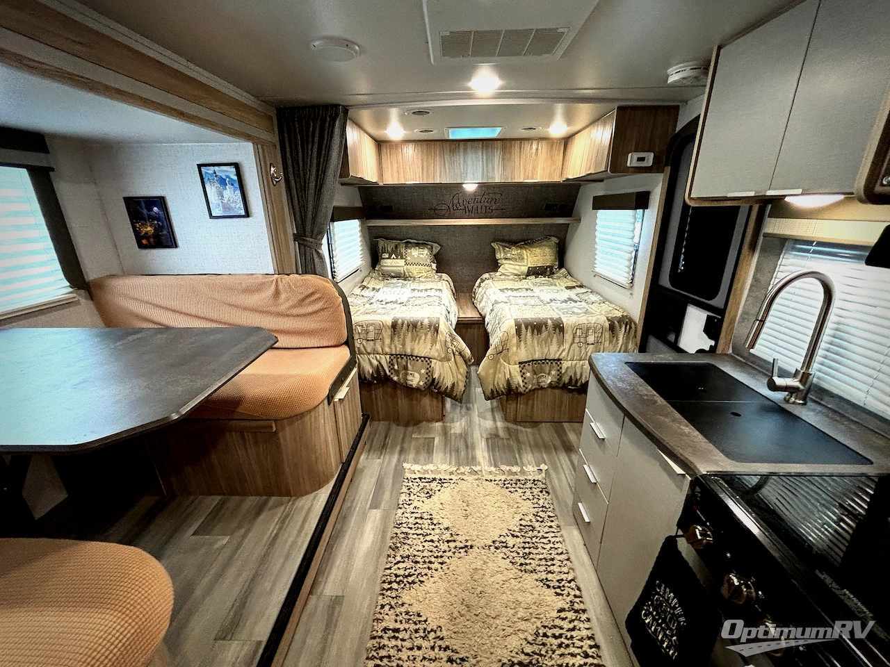 Used 2021 Winnebago Towables Micro Minnie 2108TB Travel Trailer at